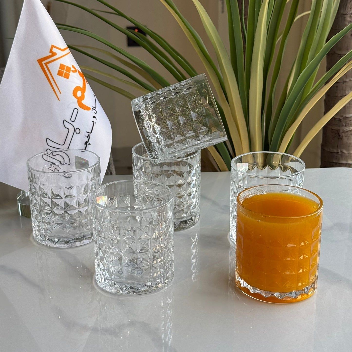 مجموعة الأواني الزجاجية الحديثة المصنوعة من الكريستال الشفاف