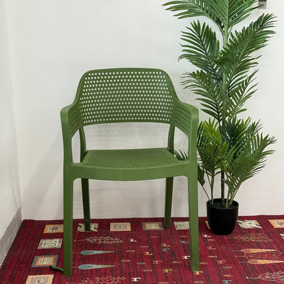 كرسي فيستا لوكس بلاستيك للأماكن الخارجية