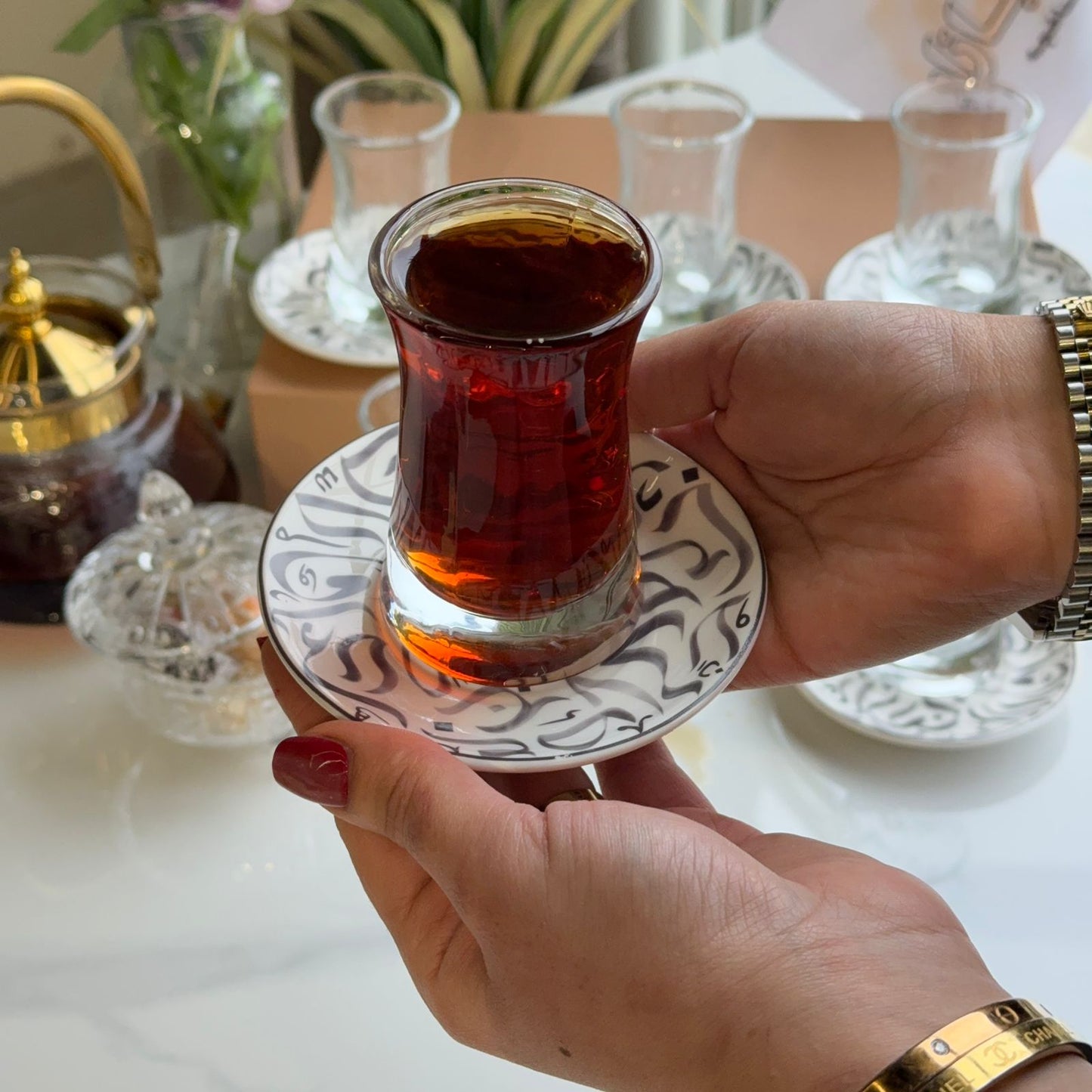 Elegant Double-Wall Tea Glass & Decorative Saucer Set