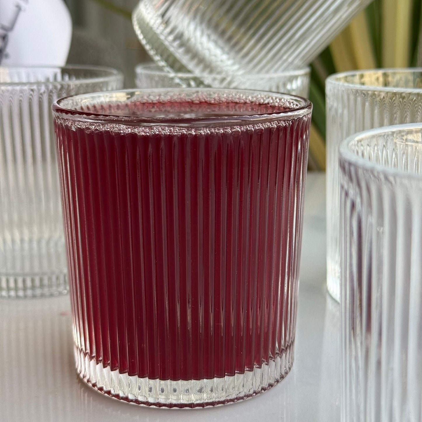 سێت پەرداخی شووشەی مۆدێرن و شیک