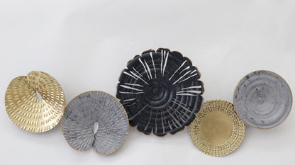 ديكور جداري معدني