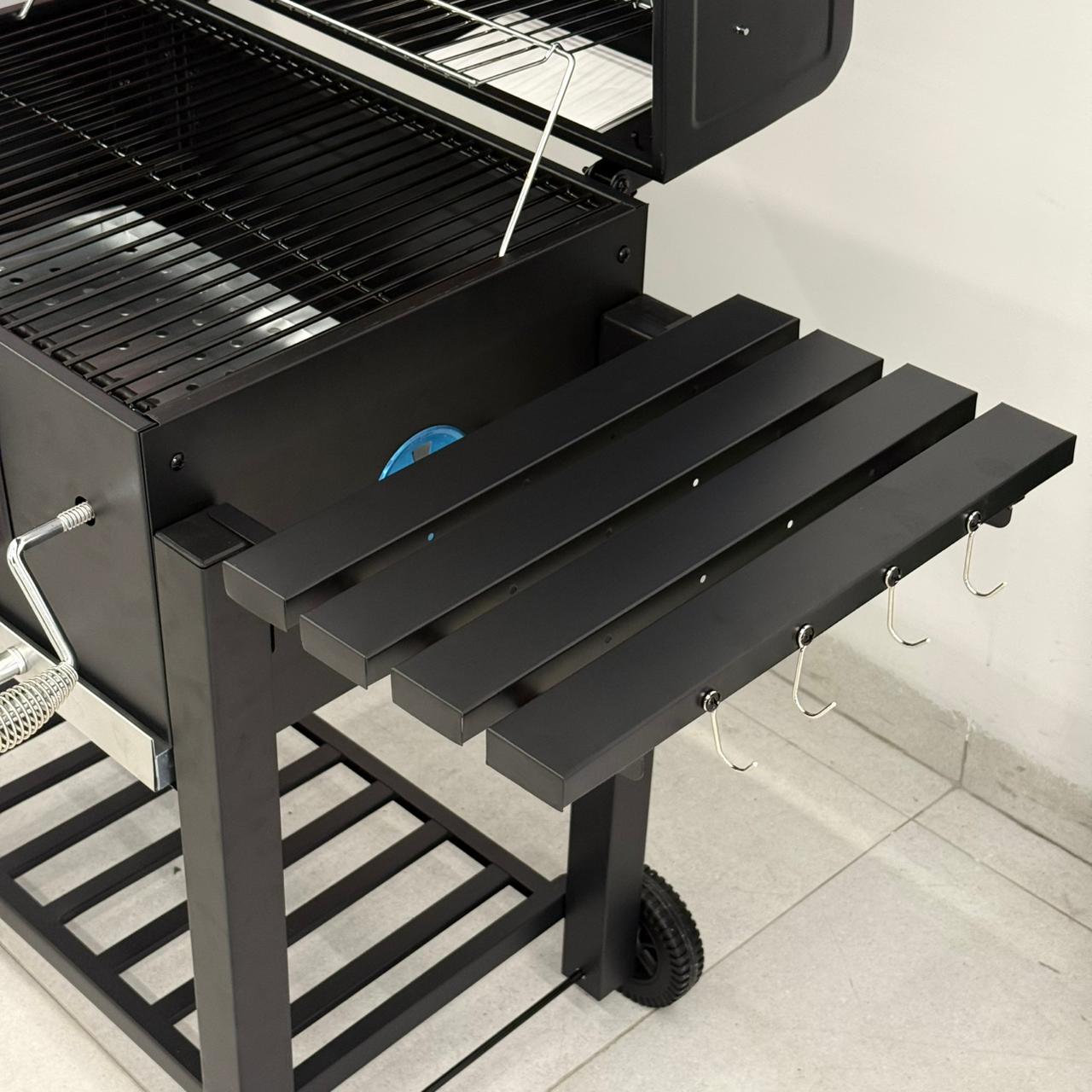Barbecue Grill with Side & Storage Shelves