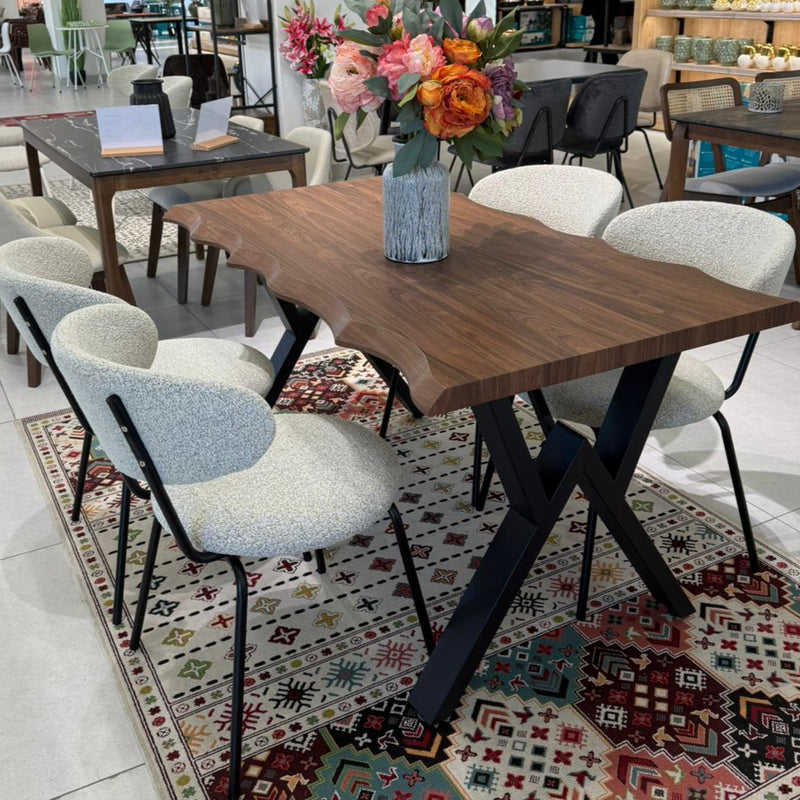 160cm Konel Table & Daisy Chairs Indoor Set