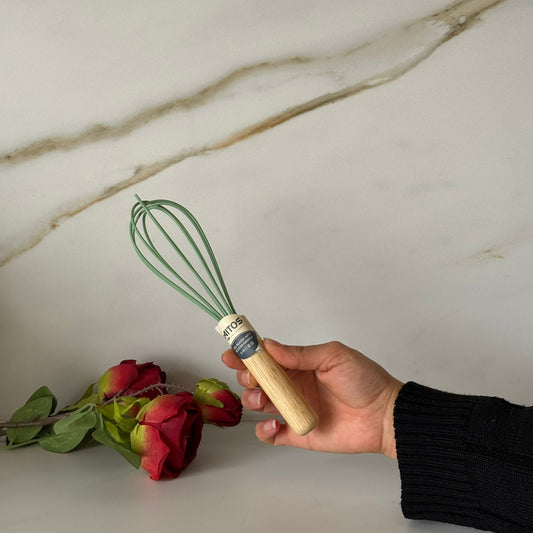 مخفقة سيليكون غير لاصقة بمقبض خشبي