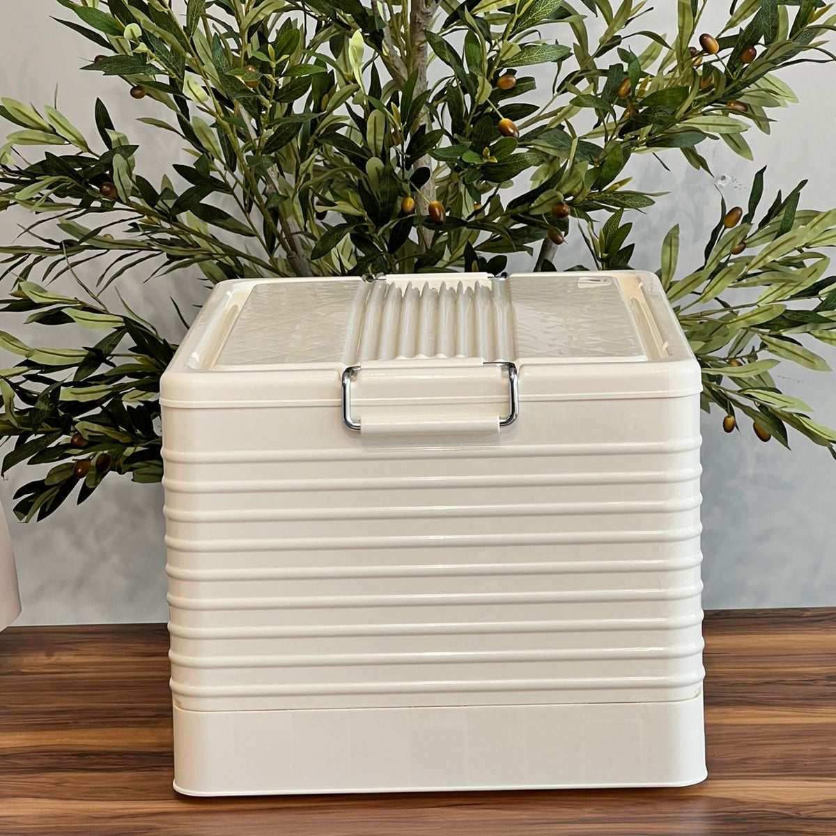 8 سندوقی هەڵگرتنی فرە مەبەستی تاشراو