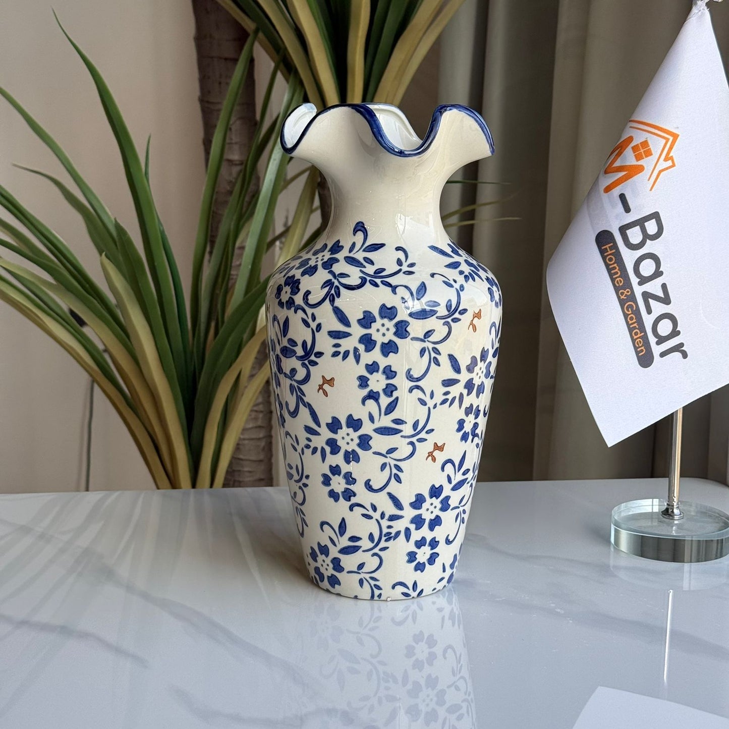 مزهرية زهرية زرقاء كلاسيكية كلاسيكية