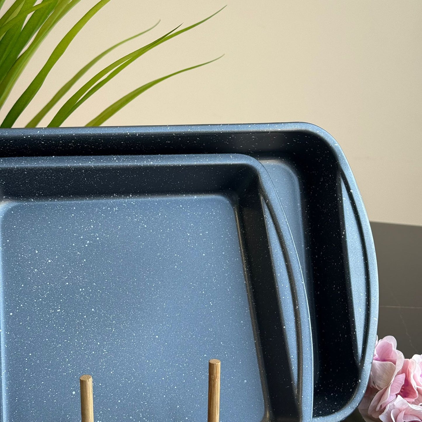 صينية خبز ممتازة غير لاصقة