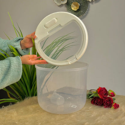 علبة طعام بلاستيكية دائرية مع غطاء بفتحة تهوية