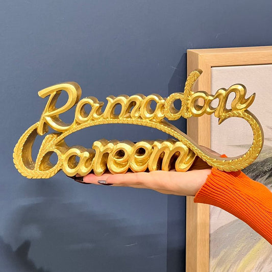 ڕەمەزان کەریم دیکۆری سەر مێز