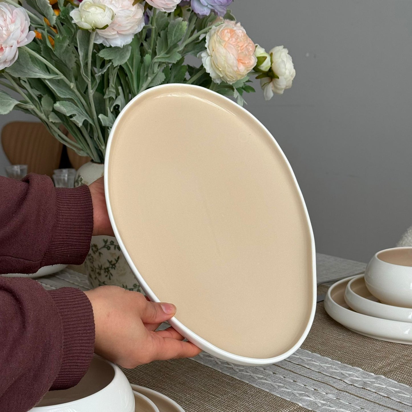 Modern Two-Tone Ceramic Dinnerware Set