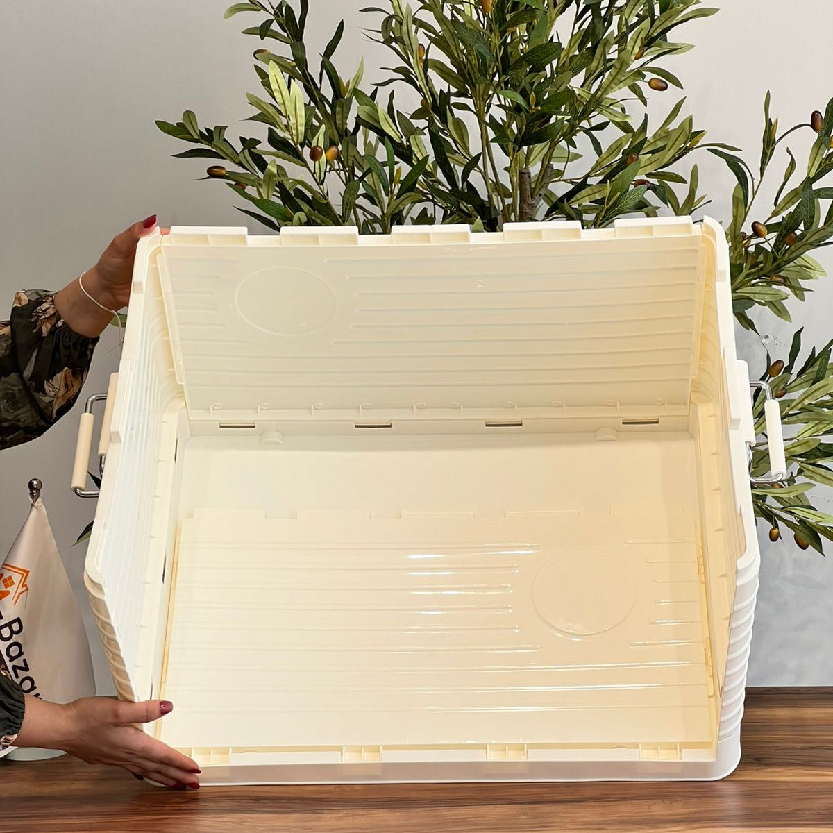 8 سندوقی هەڵگرتنی فرە مەبەستی تاشراو