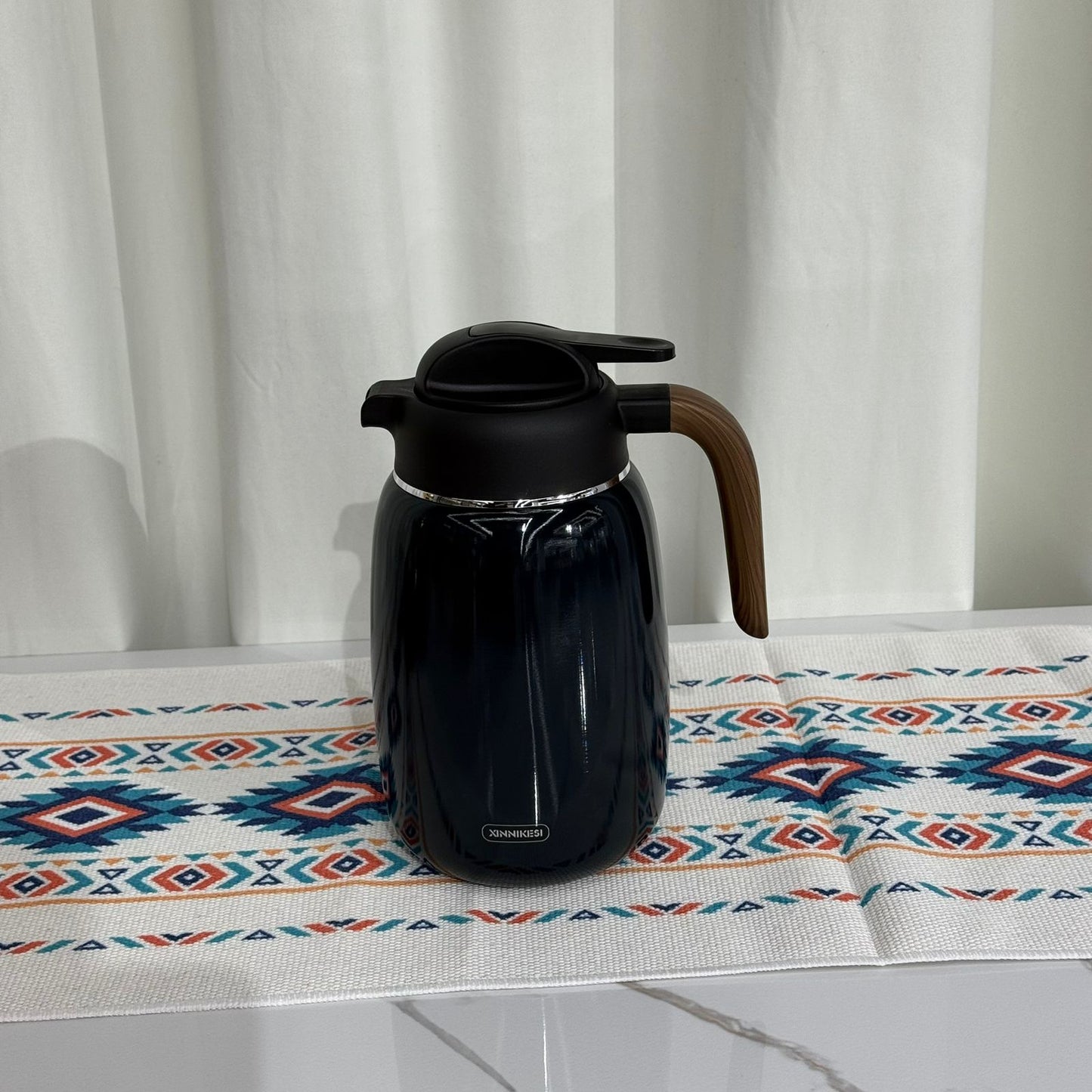 تەرموسەکانی ئیزۆل کراو بە بۆشایی ئەلێگانت