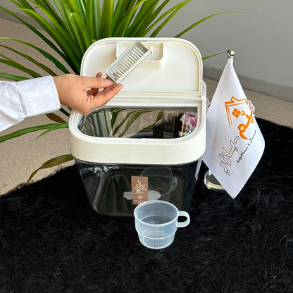 حاوية تخزين طعام محكمة الغلق مع مغرفة