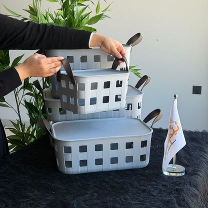 سلال تخزين بلاستيكية بتصميم قابل للتكديس والتهوية مع مقابض