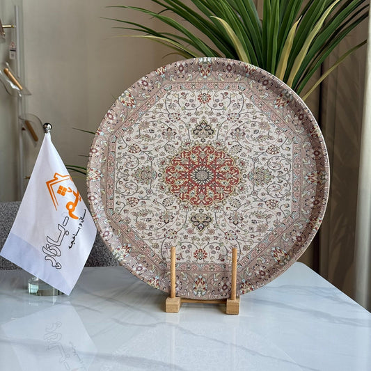 سینی خزمەتکردن بە نەخشی شاهانە