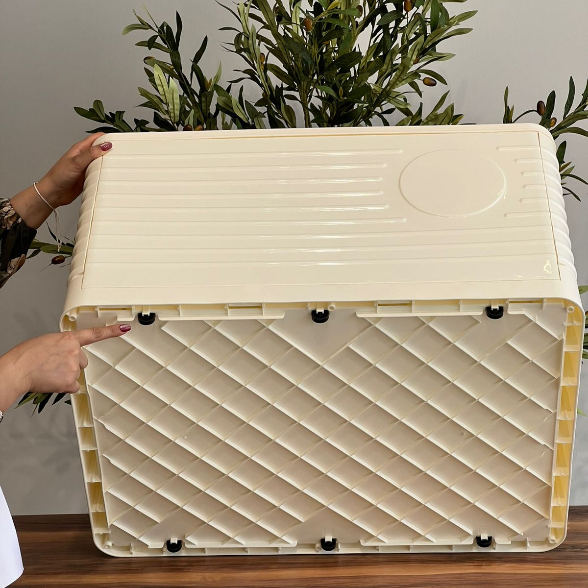 8 سندوقی هەڵگرتنی فرە مەبەستی تاشراو