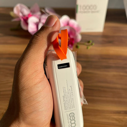 10000mAh 4-in-1 Power Bank | الكابلات المدمجة ، عرض LED ومصباح يدوي