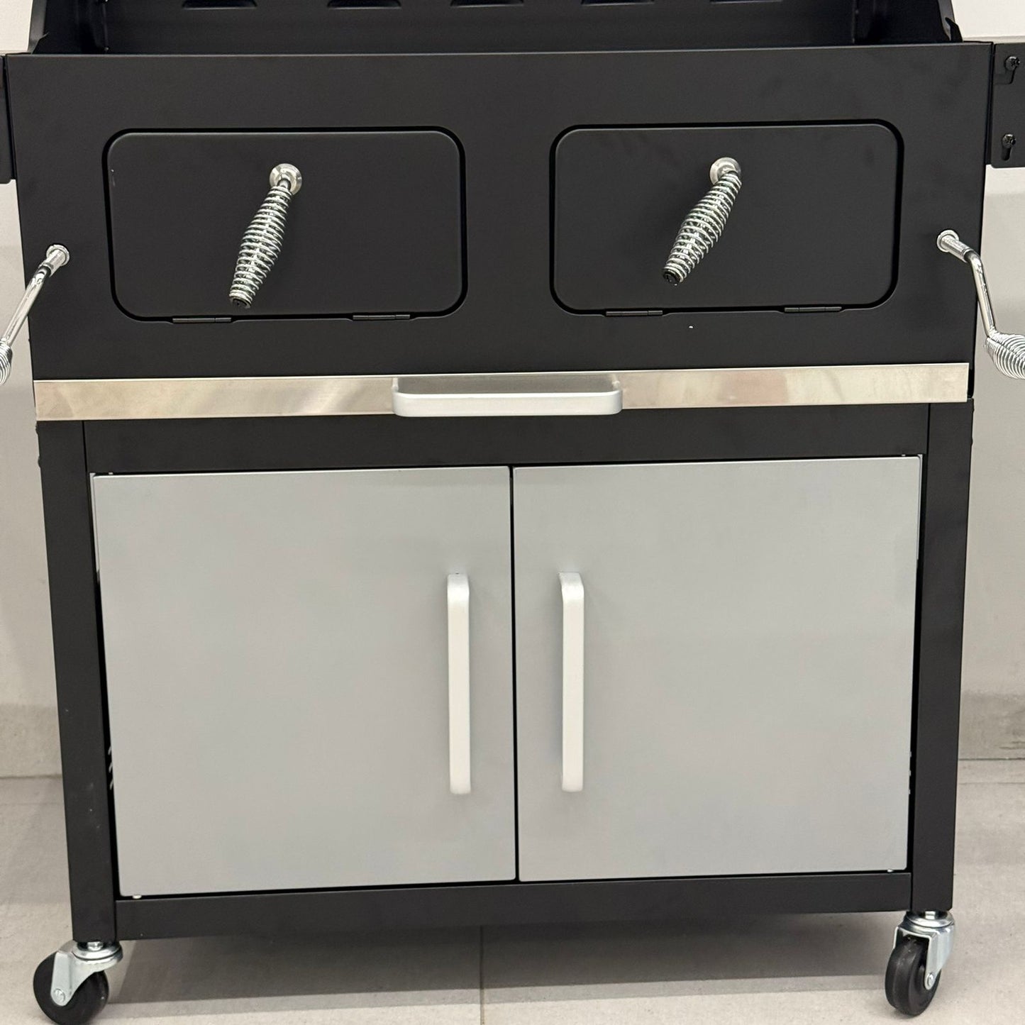 Barbecue Grill with Lid & Removable Round Grill Insert