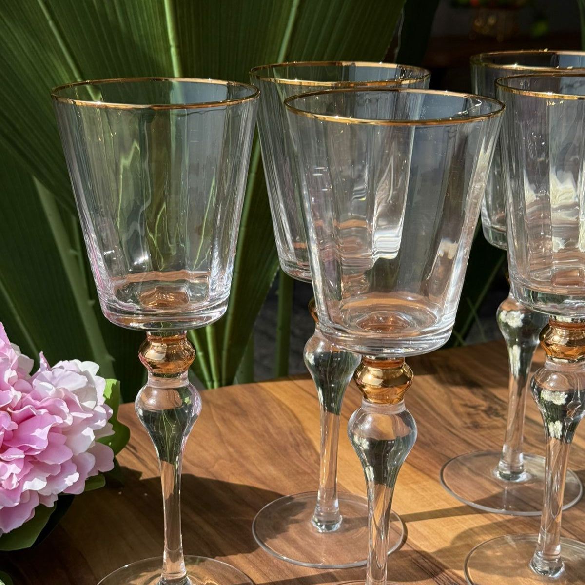 Elegant Gold-Rimmed Crystal Goblet Glass Set - 6 Pieces