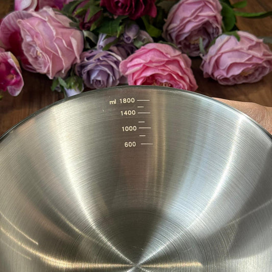 Luxury Multi-Purpose Silver Stainless Steel Mixing & Serving Bowls - With Measuring Marks