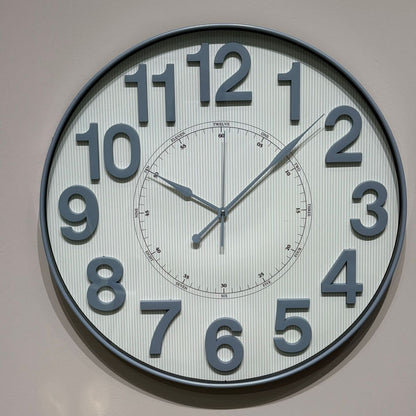 Classic Round Wall Clock With Large Numbers