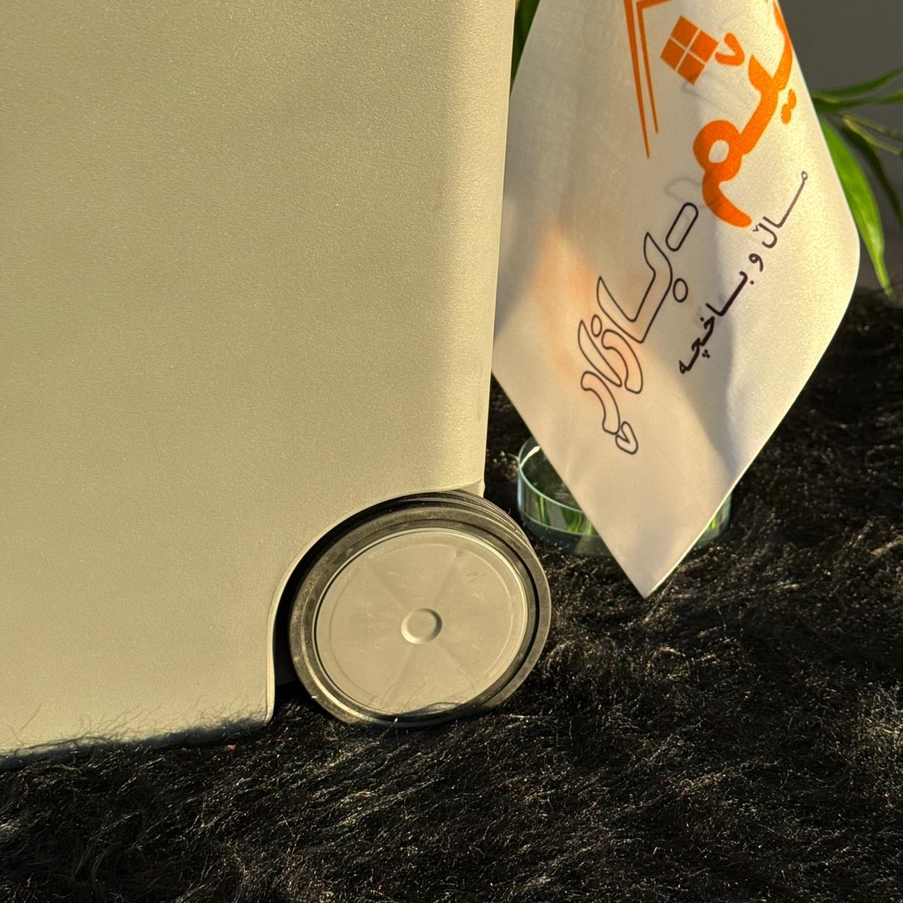 سەبەتەی پاشماوەی پێداڵی تەنک بە تایە