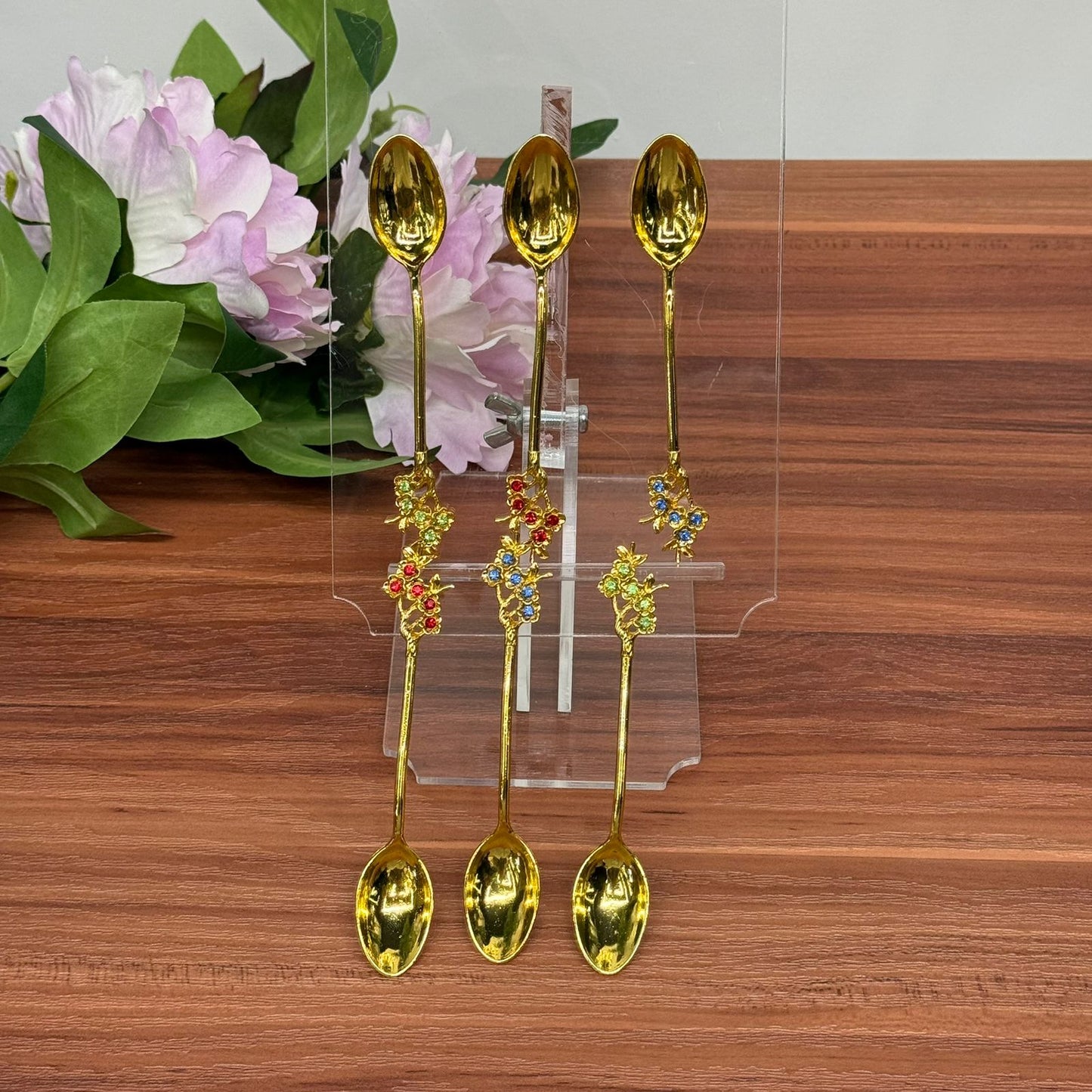Elegant Decorative Teaspoon Set