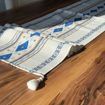 مفرش طاولة منسوج مزخرف مقاس 30 × 180 سم مع تفاصيل شرابة