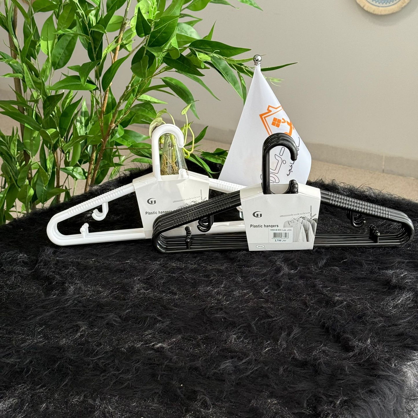 علّاقات ملابس بلاستيكية - طقم من 3 قطع