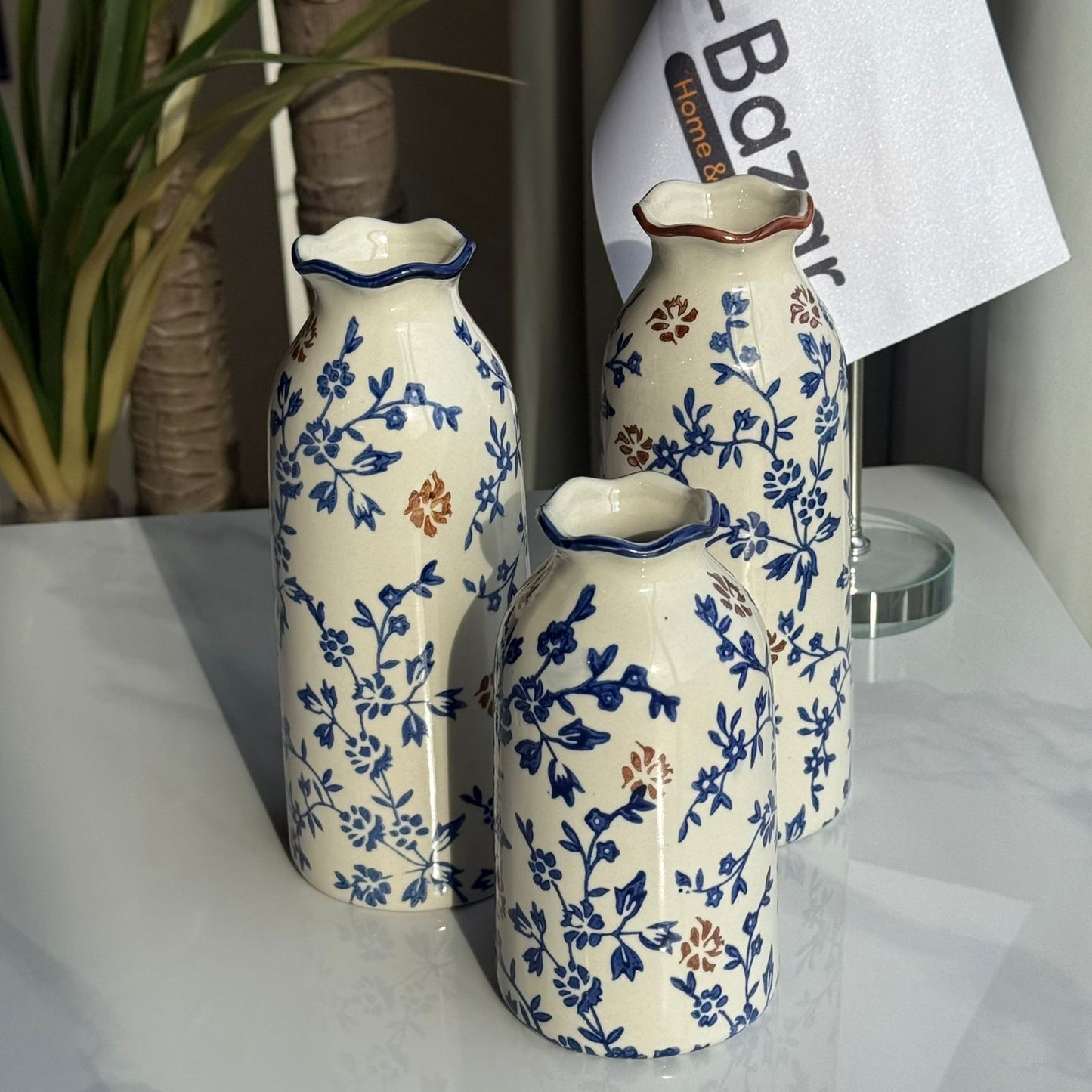 کۆلێکشنی گوڵدانی سیرامیکی گوڵی شین و قاوەیی