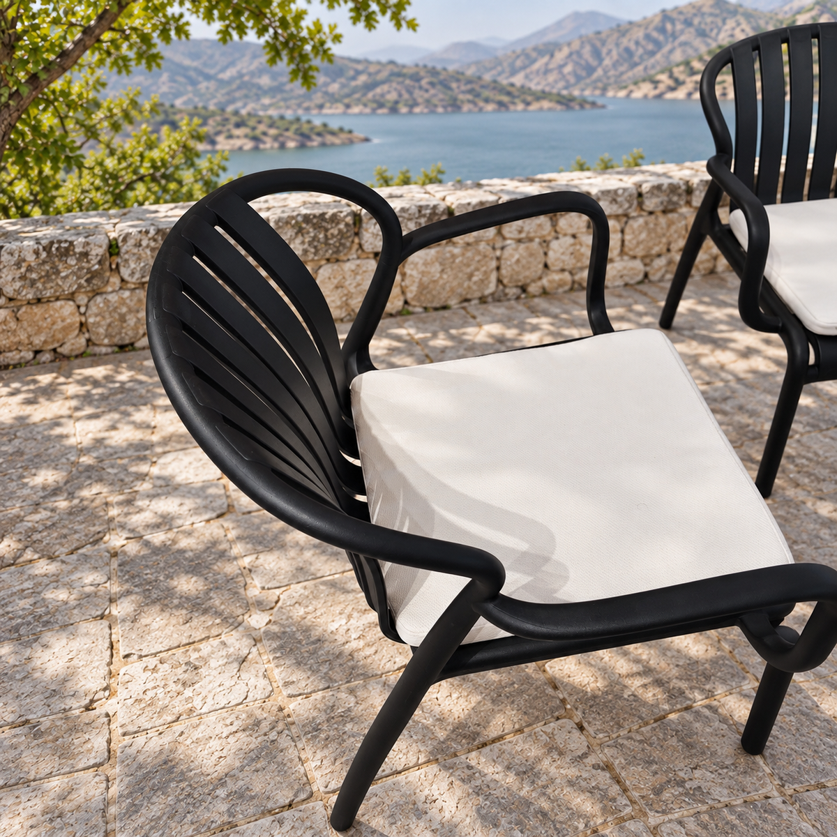 Modern Luxury Durable Outdoor Seating Set - Black