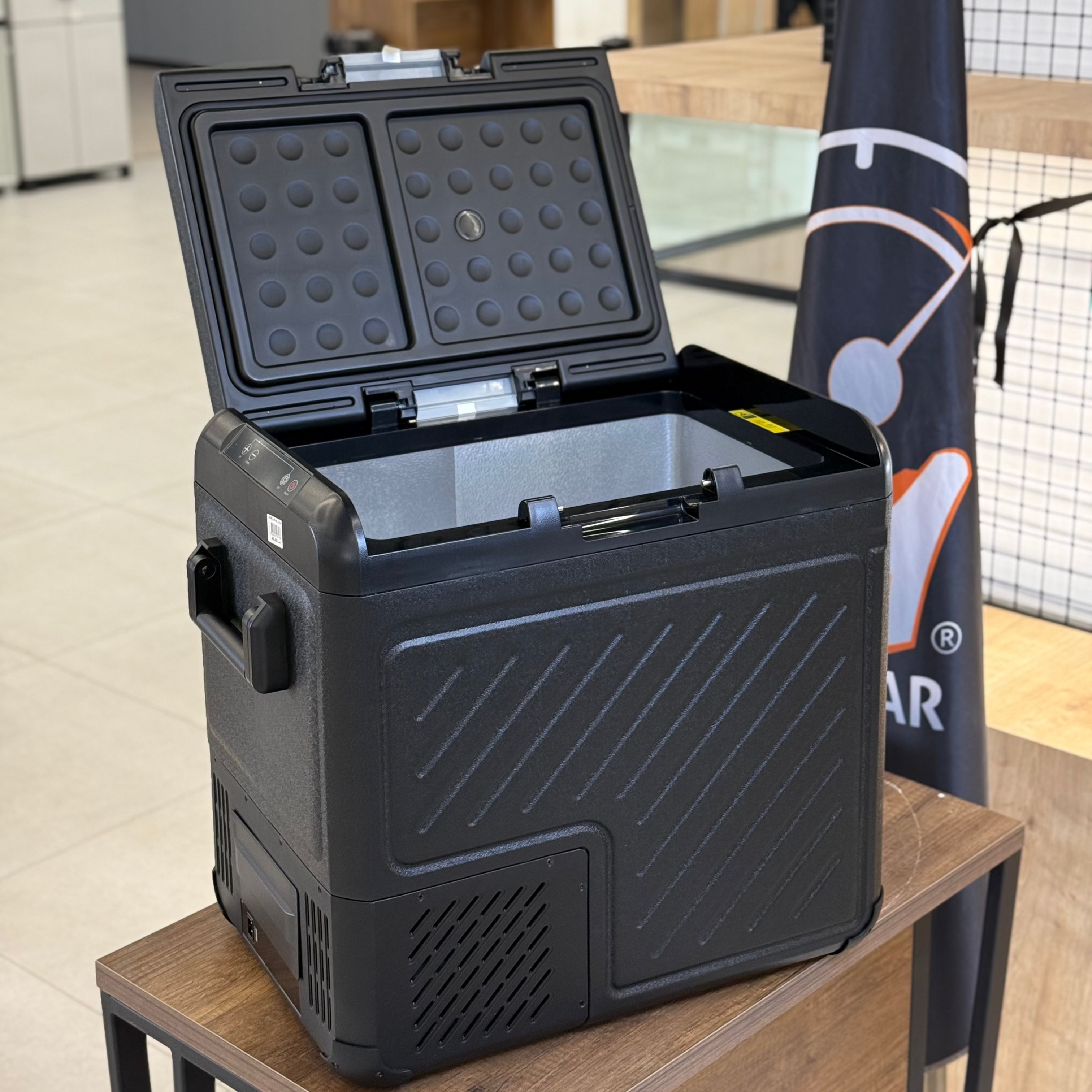 Remove Vip Liter W-60 VIP Liter - Portable Car Black Cooler Box - mbazar.co – M-Bazar