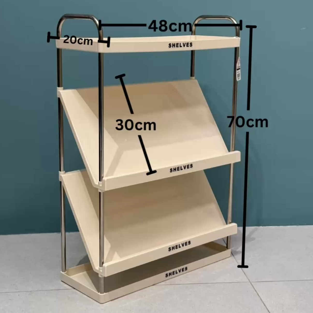 ڕەفەی پێڵاوی ٣-قاتە