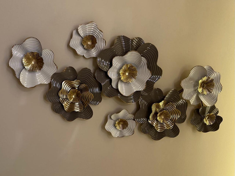 Floral Three-Dimensional Metal Wall Decoration