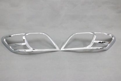 Toyota Hilux Eyelid Trim