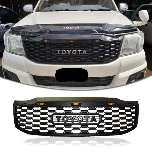 Toyota Hilux 2009 Front Grill
