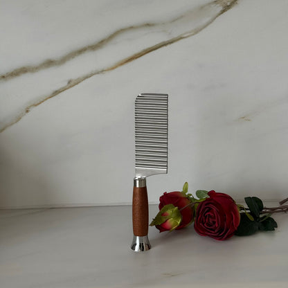 کۆکردنەوەی کەلوپەلی چێشتخانە لە پۆڵا ستانلێس بە دەستە دار