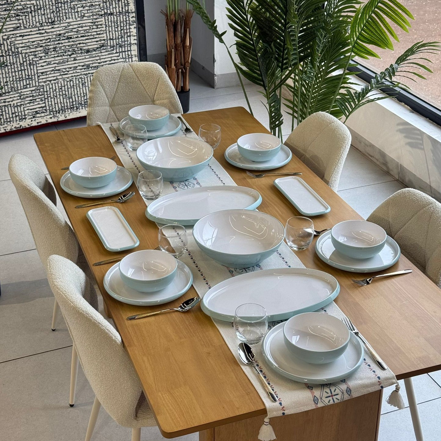 18 قطعة - طقم أواني طعام عصرية أنيقة