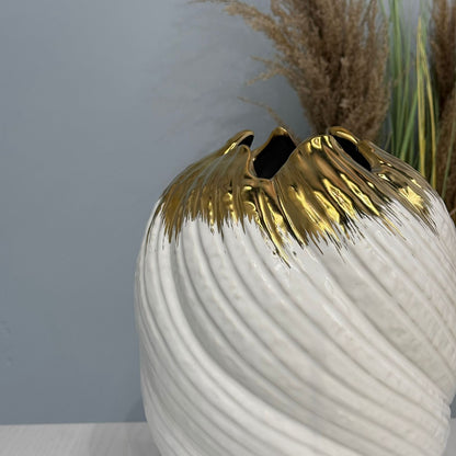 Handcrafted Luxury Ceramic Decorative Vase