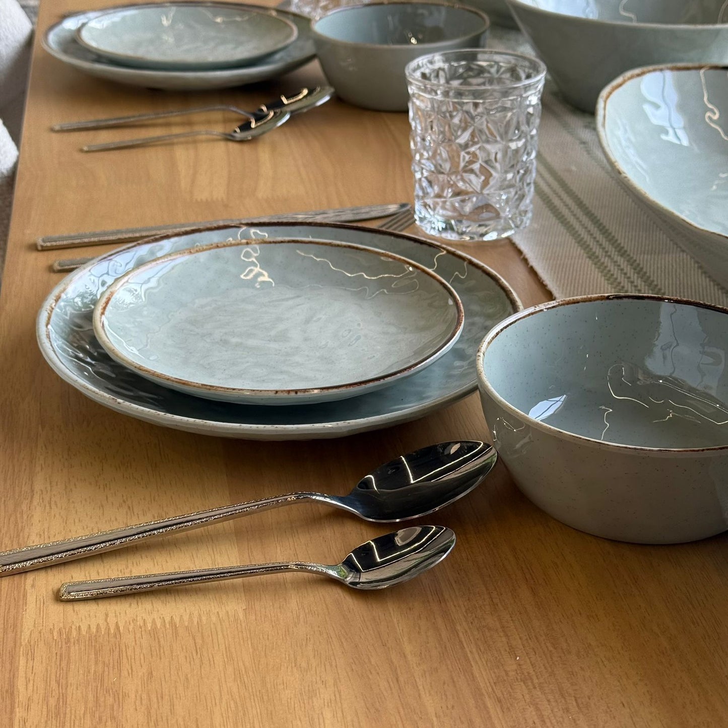 22 قطعة - طقم أواني طعام فاخرة وأنيقة