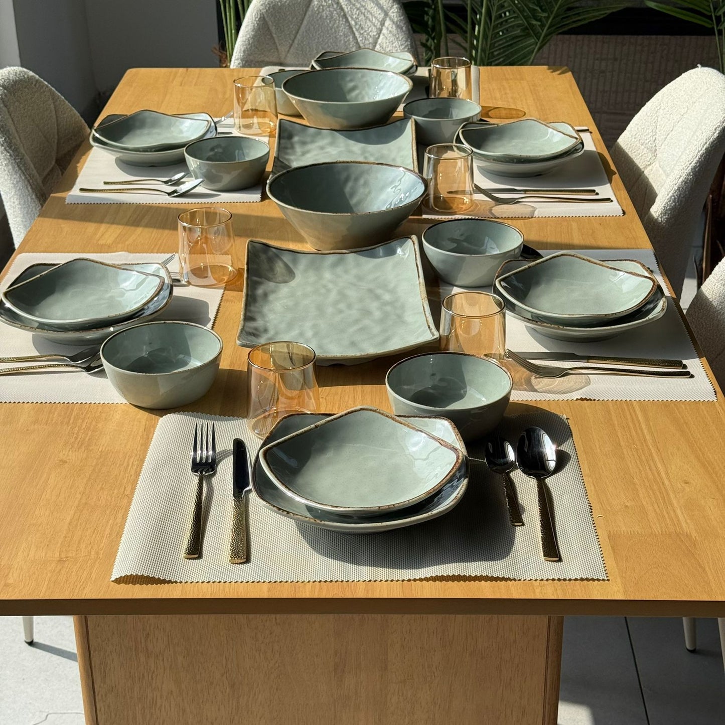 22 قطعة - طقم أواني طعام فاخرة