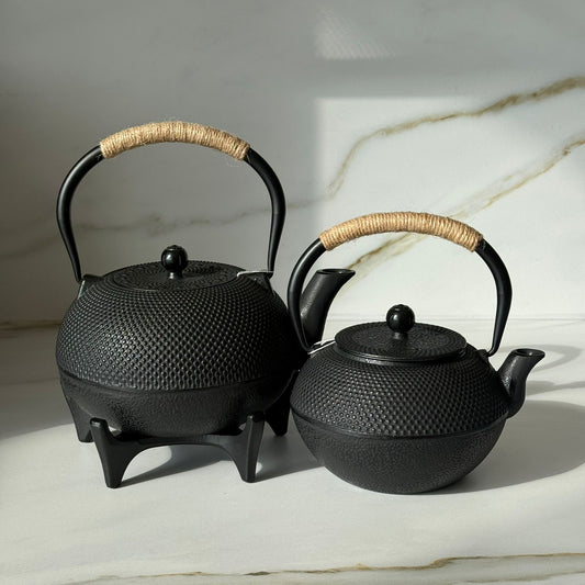 Stoneware Teapot with Stainless Steel Infuser