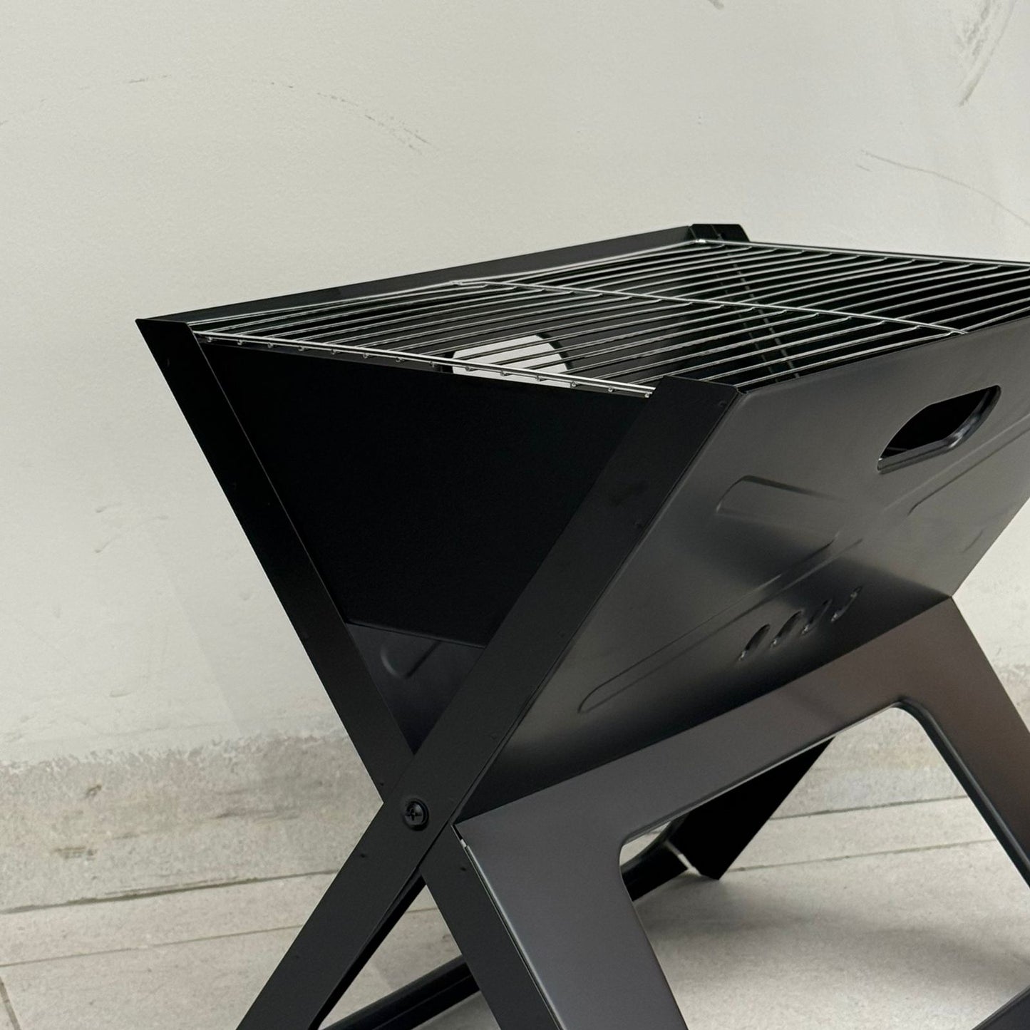 Durable Foldable Charcoal Grill