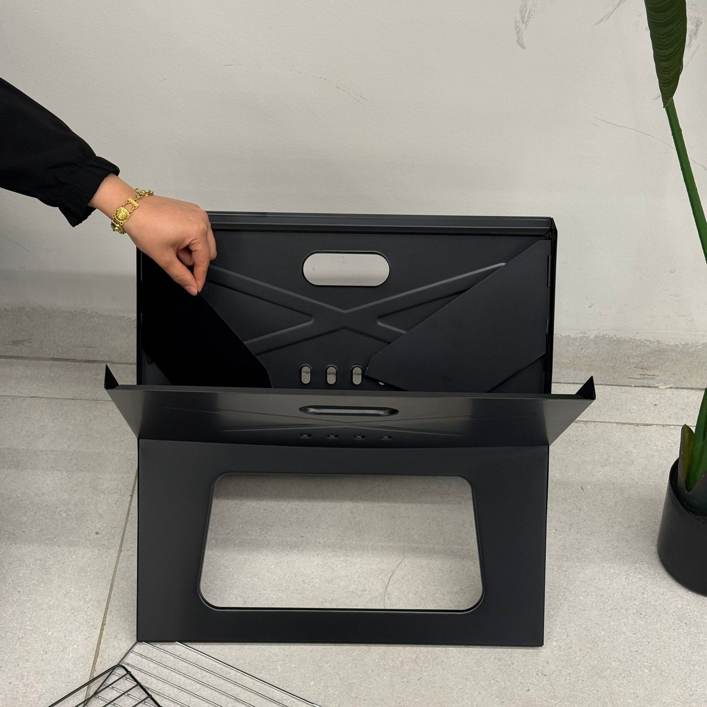 Durable Foldable Charcoal Grill