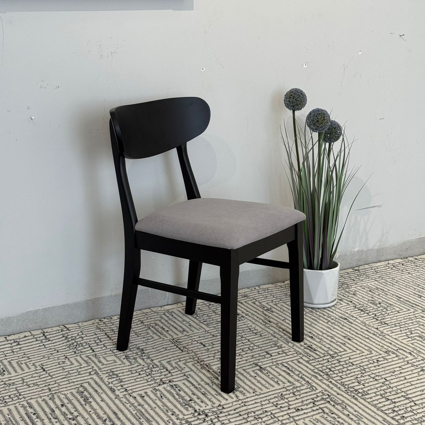 IYAN- کورسی نانخواردنی دار مۆدێرن لەگەڵ کورسی کوشن