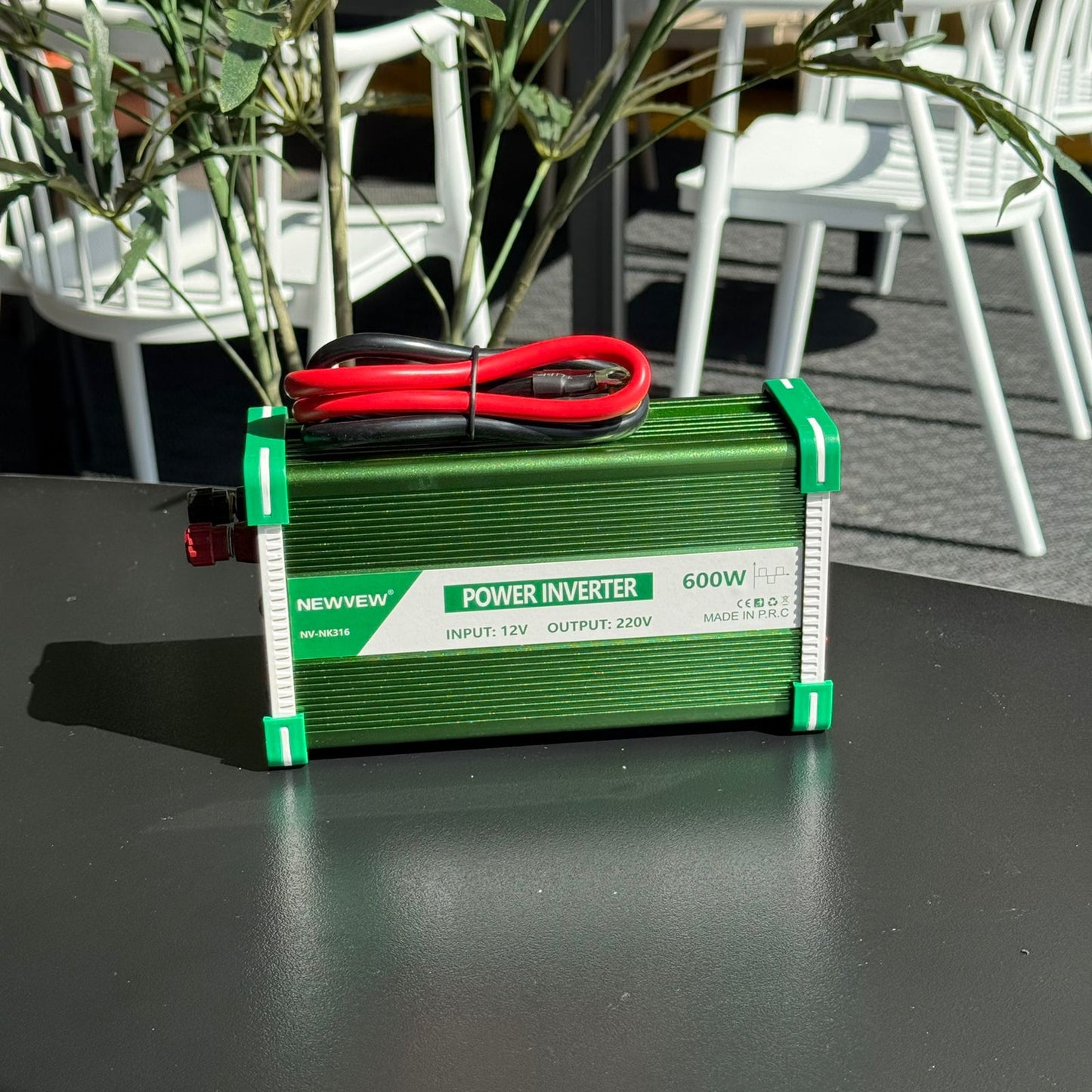 Portable Car Power Invertor 12V – 300W / 600W / 1000W
