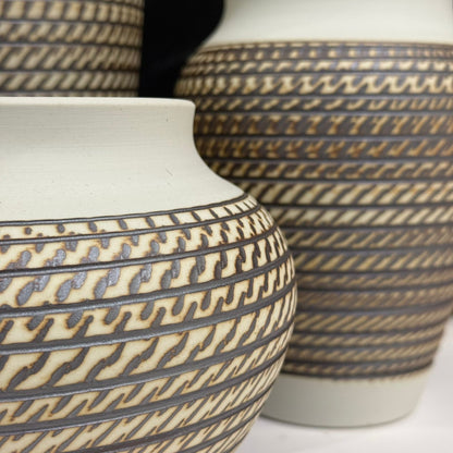 Modern Ceramic Decorative Vase Set – 3 Pieces with Geometric Pattern