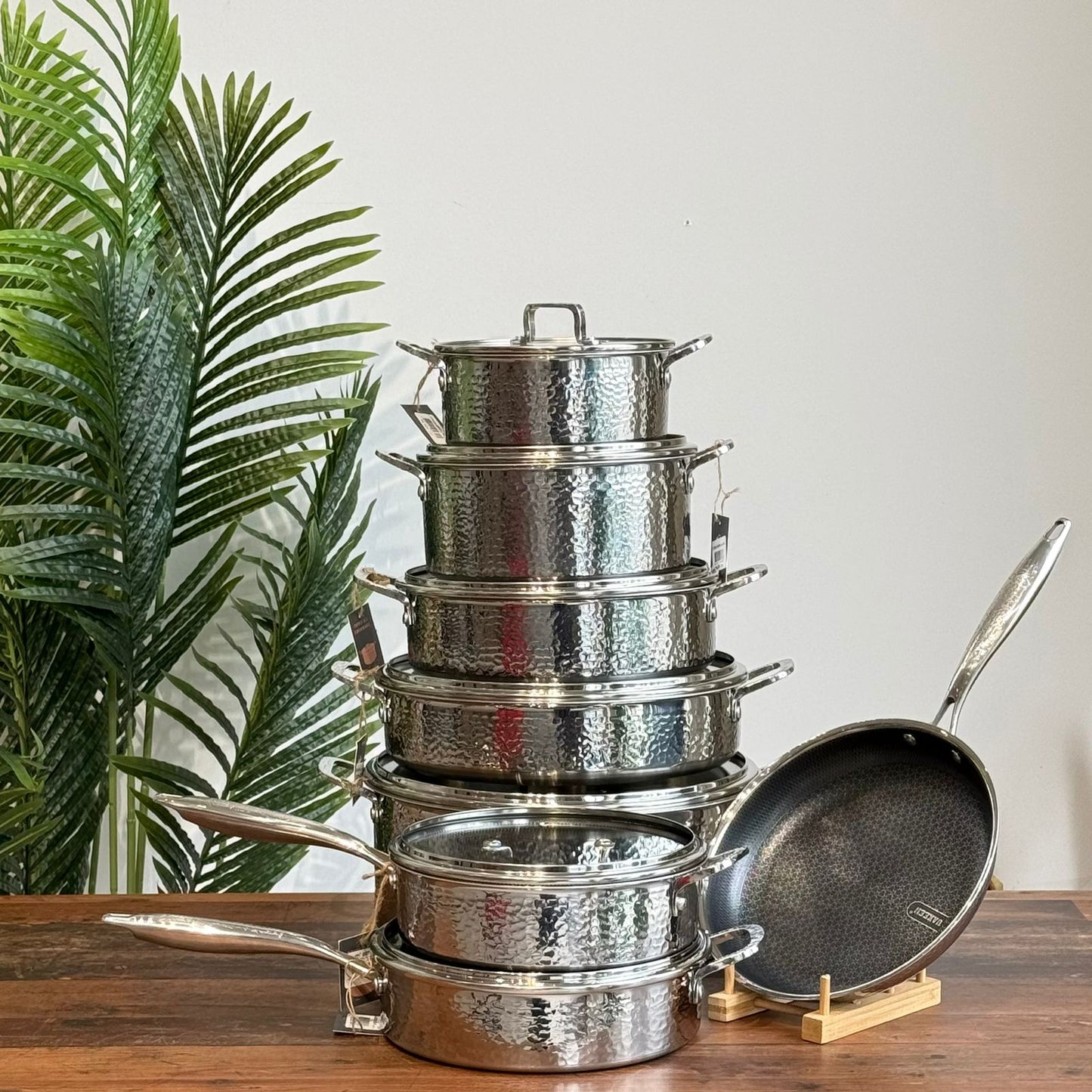 Luxury Hammered Stainless Steel Cookware Set with Frying Pan