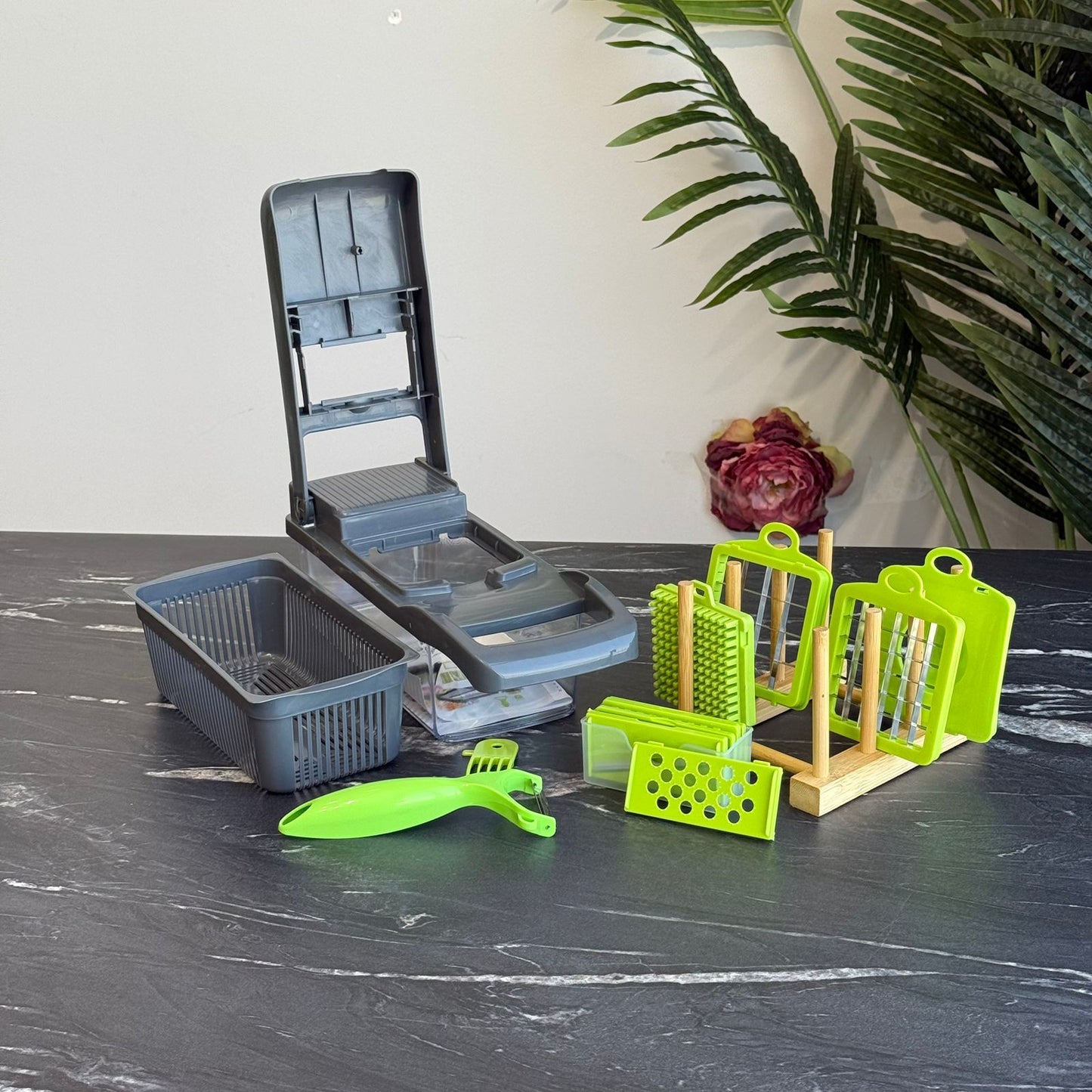 Multi-Functional Vegetable Chopper and Slicer Set