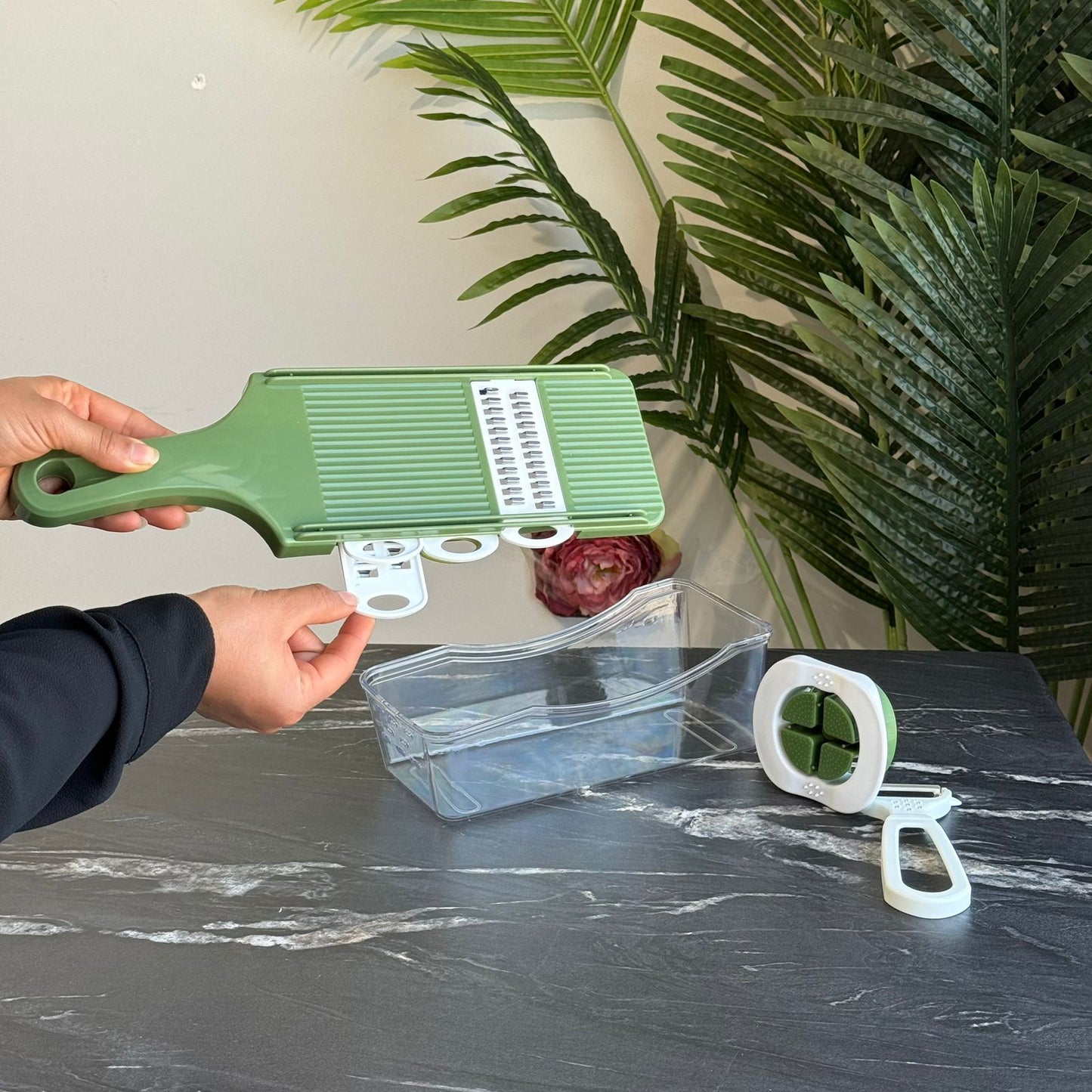 Multi-Functional Vegetable Slicer Set with Hand Guard